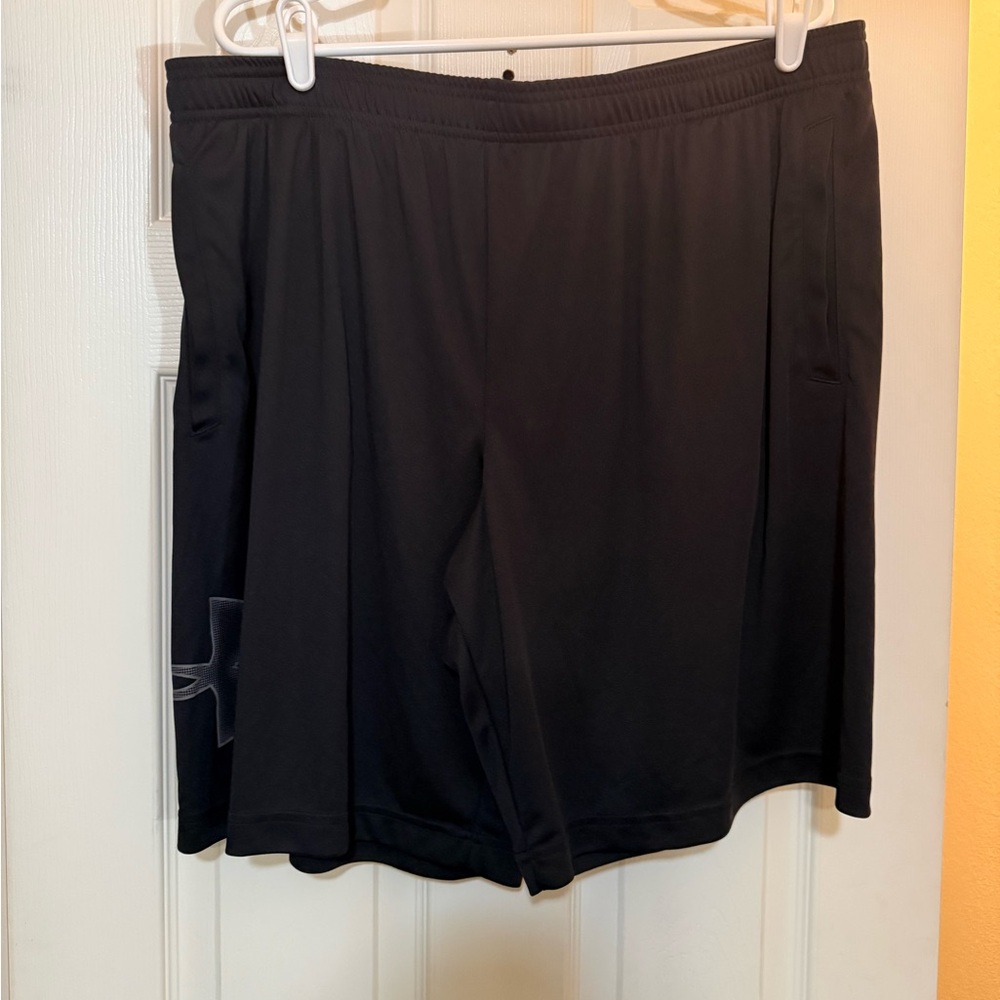 Under Armour Black Men's Athletic Shorts